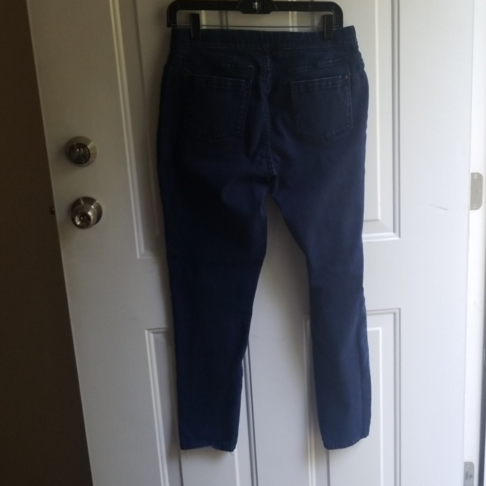 Jeans - Picture 2 of 2